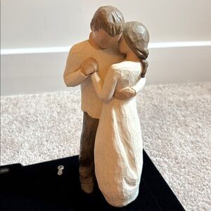 Demdaco Willow Tree Promise Figurine in Cream and Tan